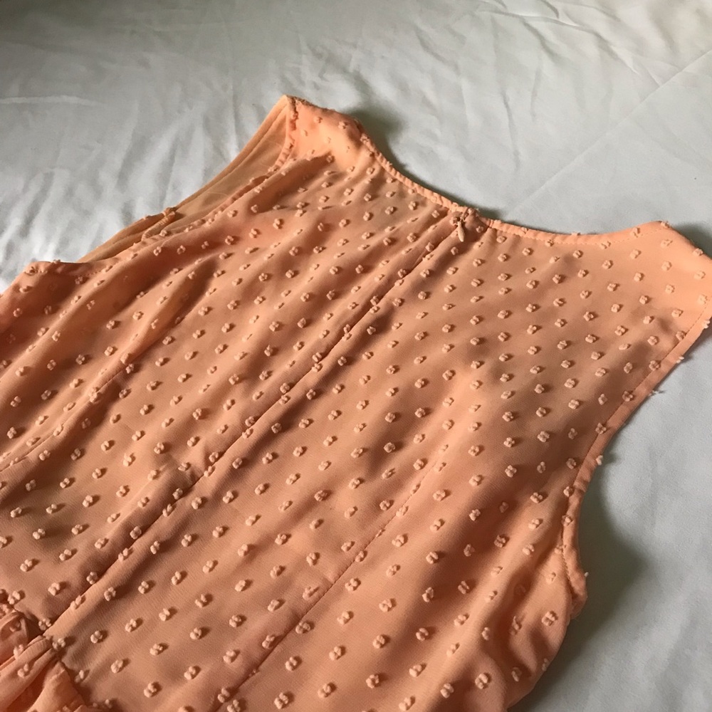 PEACH LACE DRESS - Picture 6 of 7